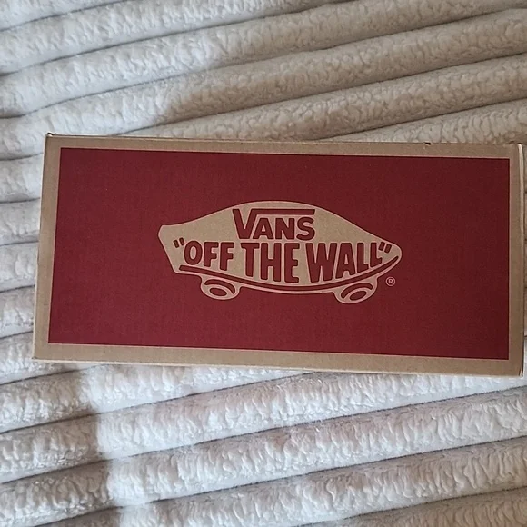 Black Unisex Vans Old Skool Casual Shoes - Picture 5 of 5